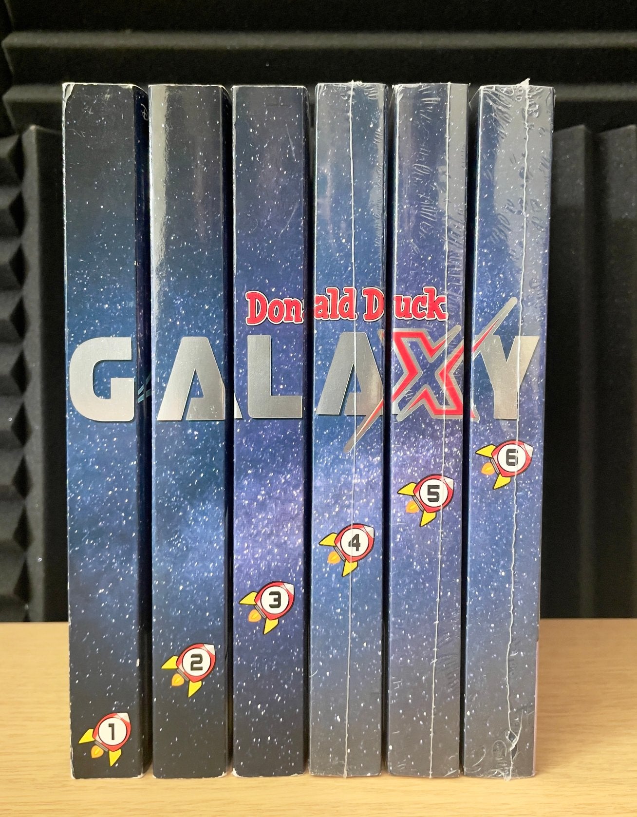 Prachtige complete set Donald Duck Galaxy pockets 1 t/m 6!, Complete serie of reeks, Ophalen of Verzenden, Zo goed als nieuw, Donald Duck / Disney