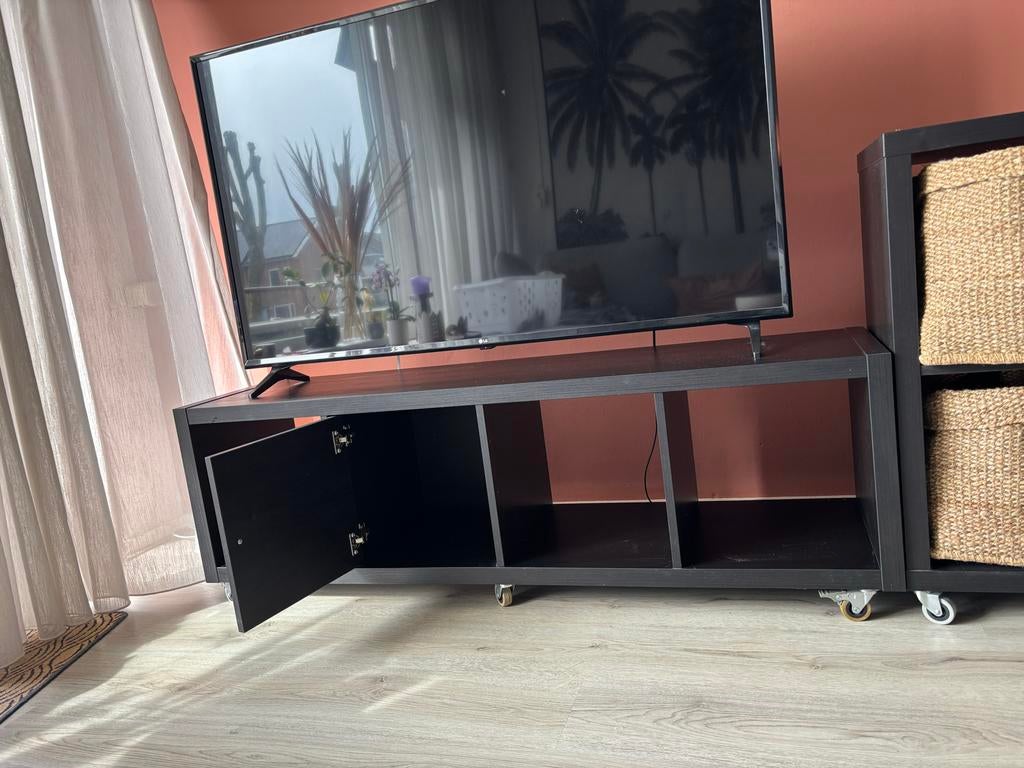2x IKEA Kallax kasten op wielen met 4 manden, Ophalen, Gebruikt, 100 tot 150 cm, Minder dan 100 cm