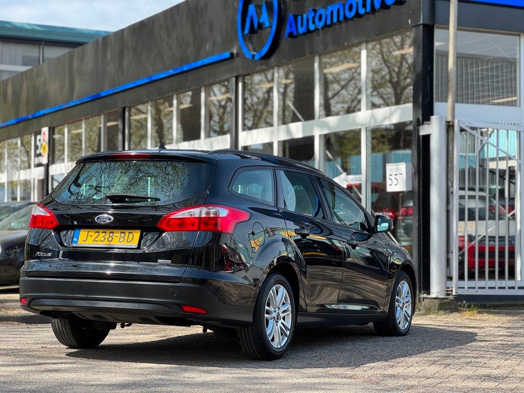 Ford Focus Wagon 1.0 EcoBoost Edition Nwe Distributie Airco, Euro 5, Gebruikt, Zwart, Zwart