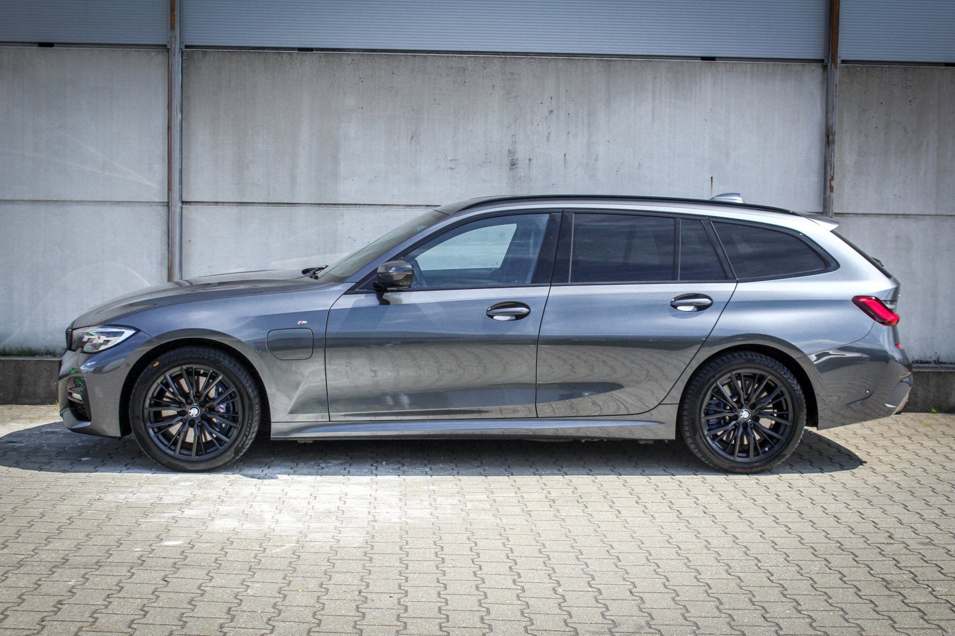 Foto 4 van BMW 3-serie Touring 330e xDrive High Executive - trekhaak -