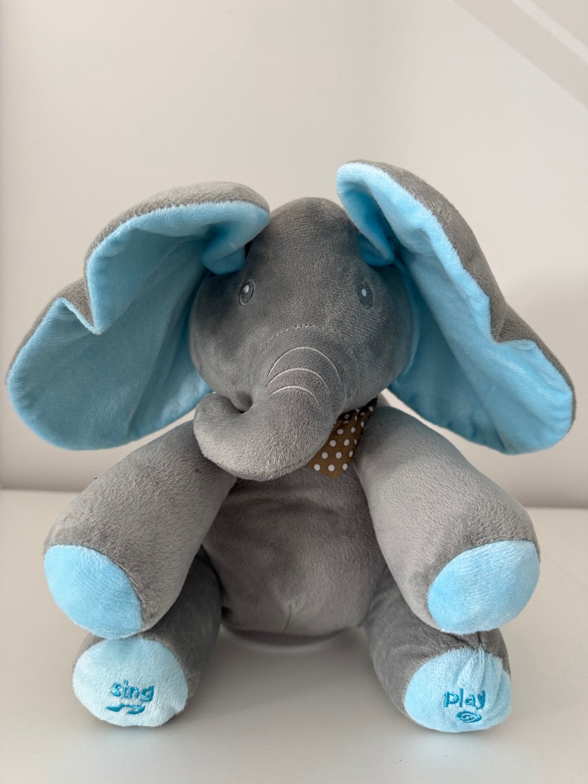 Interactieve Olifant Knuffel - Zingt en Speelt Kiekeboe, Kinderen en Baby's, Speelgoed | Knuffels en Pluche, Overige merken, Overige karakters