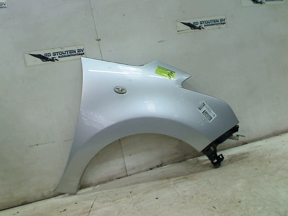 Spatbord Rechts Voor Citroën C3 Picasso (SH) 2010, Gebruikt, Citroën, Kontakt-citroen@citroen.com, Citroën Deutschland GmbH