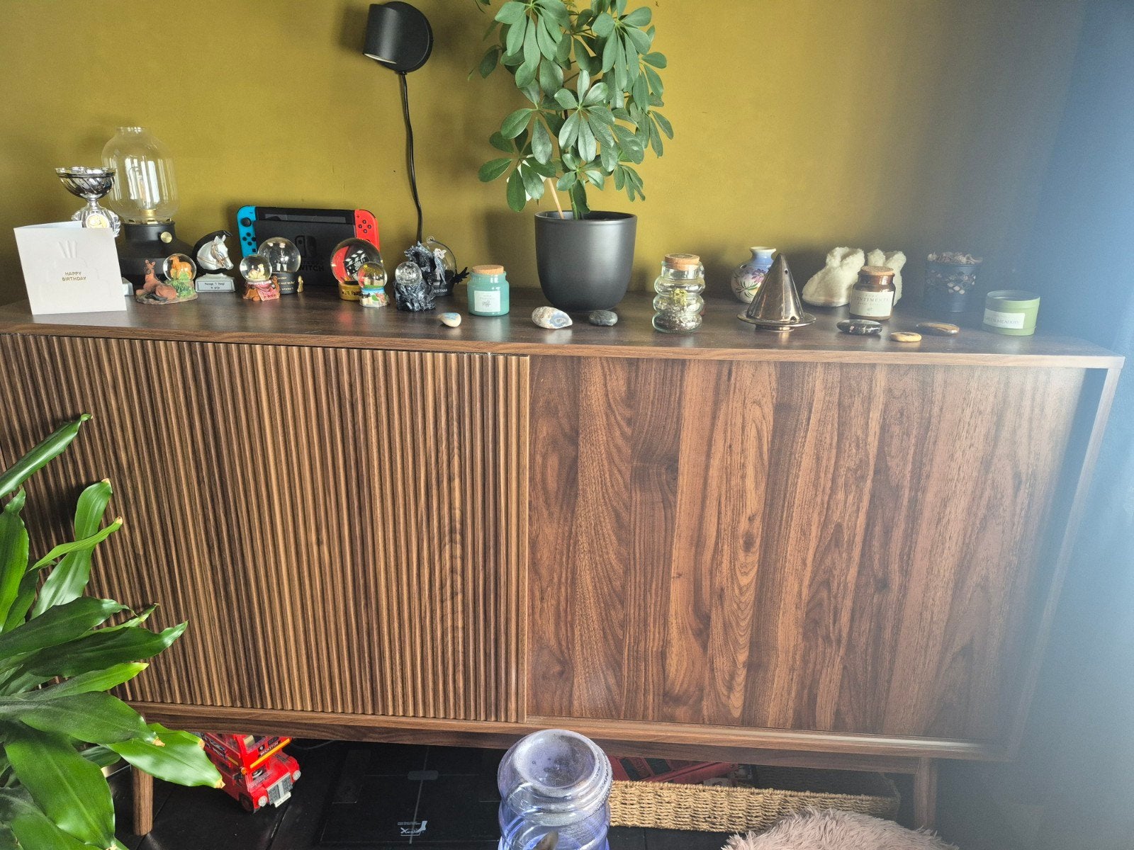 Stijlvol dressoir met schuifdeuren en open vakken, Ophalen, Met deur(en), 150 tot 200 cm, Zo goed als nieuw