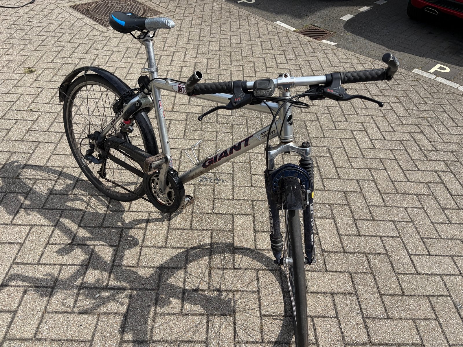 Giant Terrago mountainbike - Goede staat, Ophalen, Gebruikt, Velgrem, Versnellingen