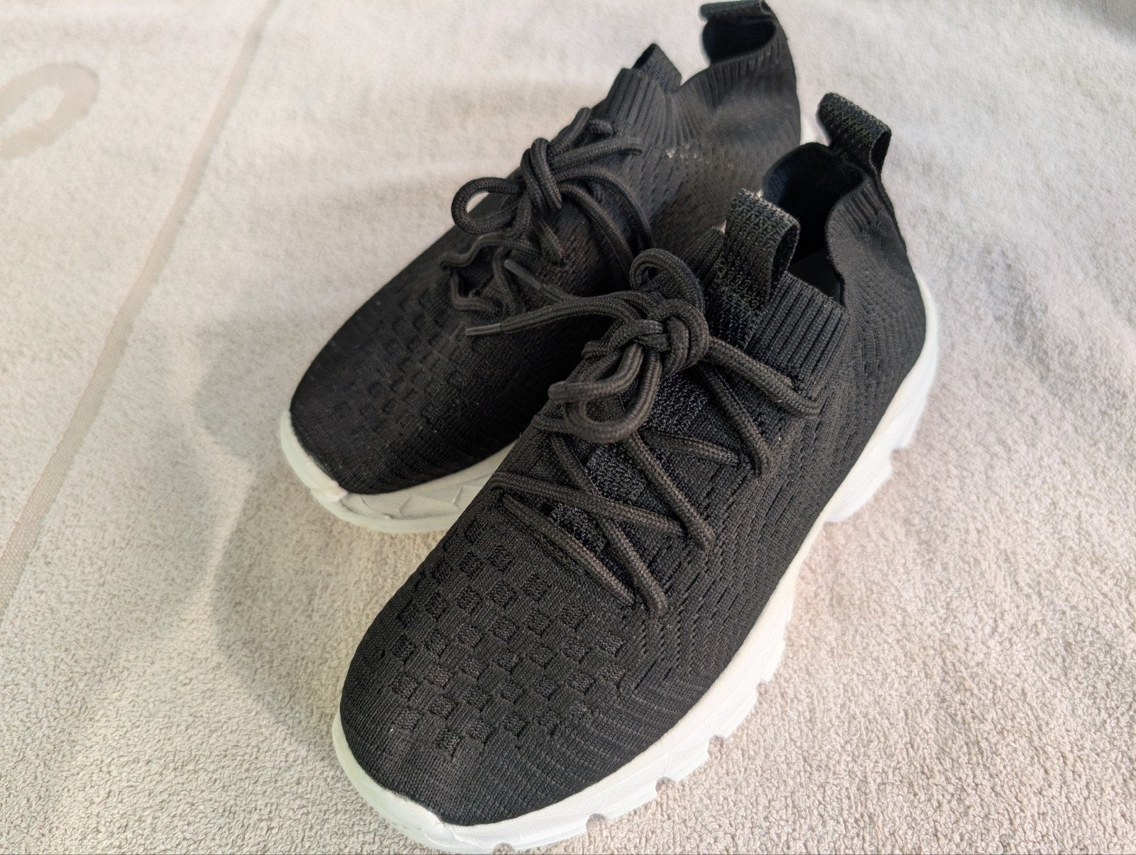Zwarte sneakers maat 35, Ophalen of Verzenden, Nieuw, Zwart, Sneakers of Gympen