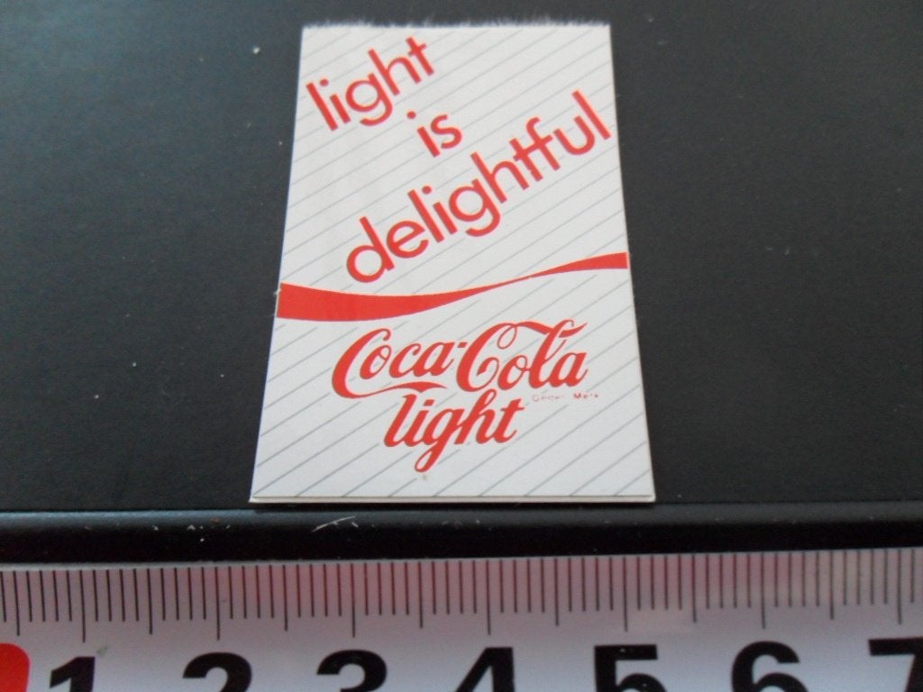 sticker coca-cola light is delightful - fris, Ophalen of Verzenden, Zo goed als nieuw