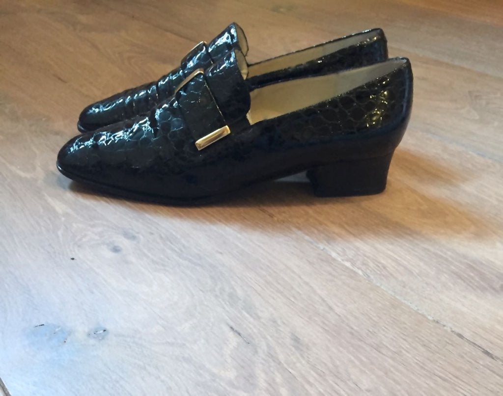 ZGAN: zwarte lakleren instapschoenen met lage hak; maat 40, Kleding | Dames, Schoenen met lage hakken, Zwart, Ophalen of Verzenden