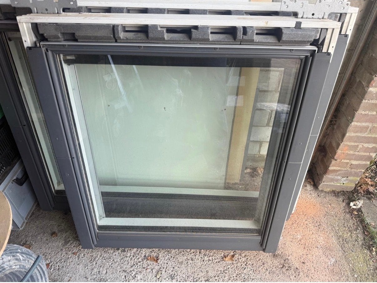 Velux GGL PK04 2050 Dakraam met rolgordijn, Doe-het-zelf en Verbouw, Deuren en Horren, Ophalen, Gebruikt, Overige typen, Minder dan 200 cm
