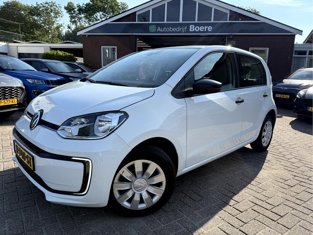 Volkswagen e-Up! e-up! SOH 93.1%, Camera, Cruise Controll, Auto's, Volkswagen, 83 pk, Stof, 260 km, Automatische klimaatregeling