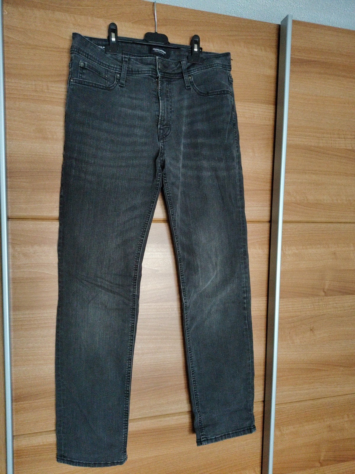 gratis! 4 spijkerbroeken van Jack & Jones., Ophalen, Gedragen, Maat 48/50 (M), Grijs