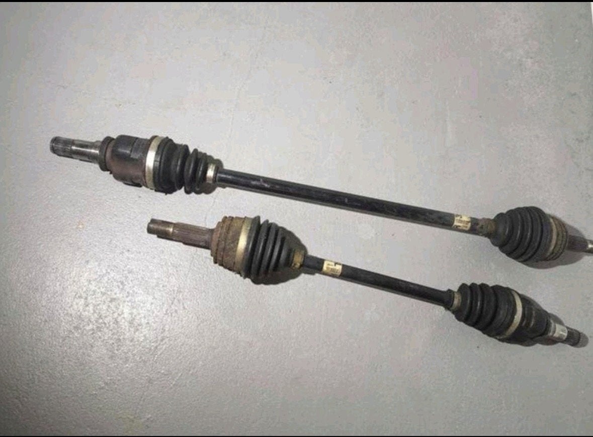 2x homokineet links+ rechts peugeot 108/Citroen C1 2015-2022, Auto-onderdelen, Ophalen of Verzenden, Gebruikt, Peugeot