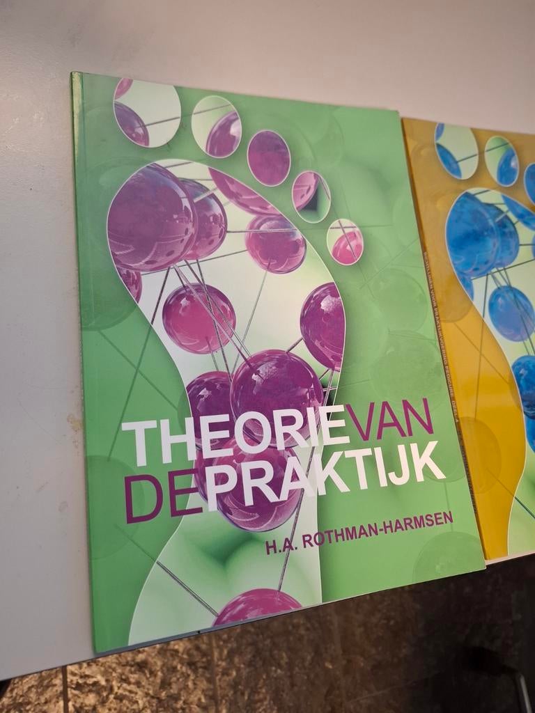 Pedicure boeken: Theorie, Richtlijnen, Pathologie, Ophalen of Verzenden, Zo goed als nieuw, MBO, Gamma