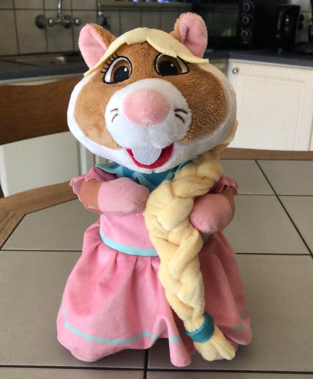 Efteling hamster knuffel Raponsje, Verzamelen, Efteling, Ophalen of Verzenden, Zo goed als nieuw, Overige typen