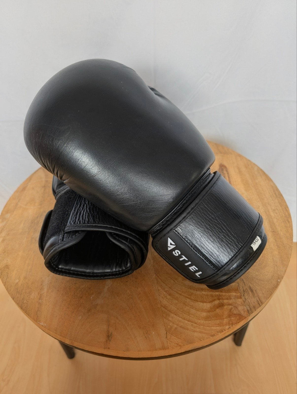 Stiel Bokshandschoenen 18oz, Ophalen of Verzenden, Zo goed als nieuw, Bokshandschoenen