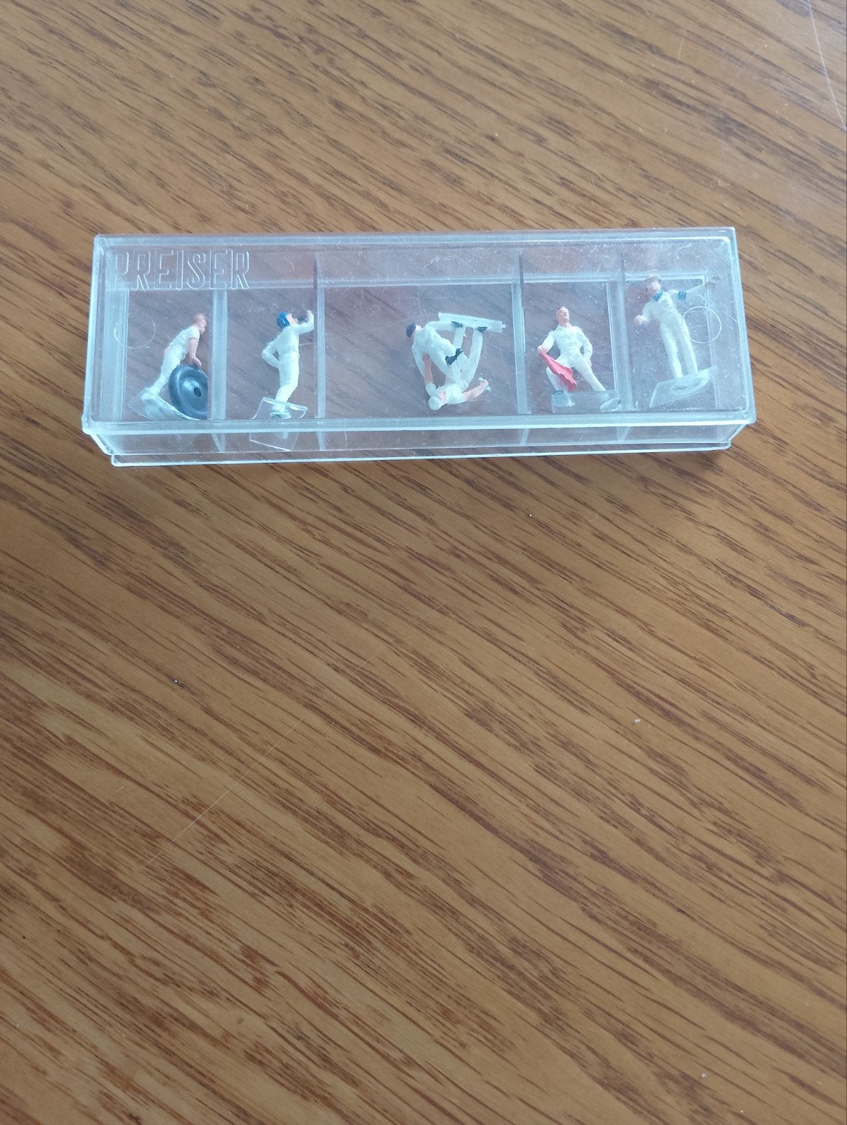 Preiser Figuren Set: Pit Crew / Monteurs (6 stuks), Ophalen, Bus of Vrachtwagen