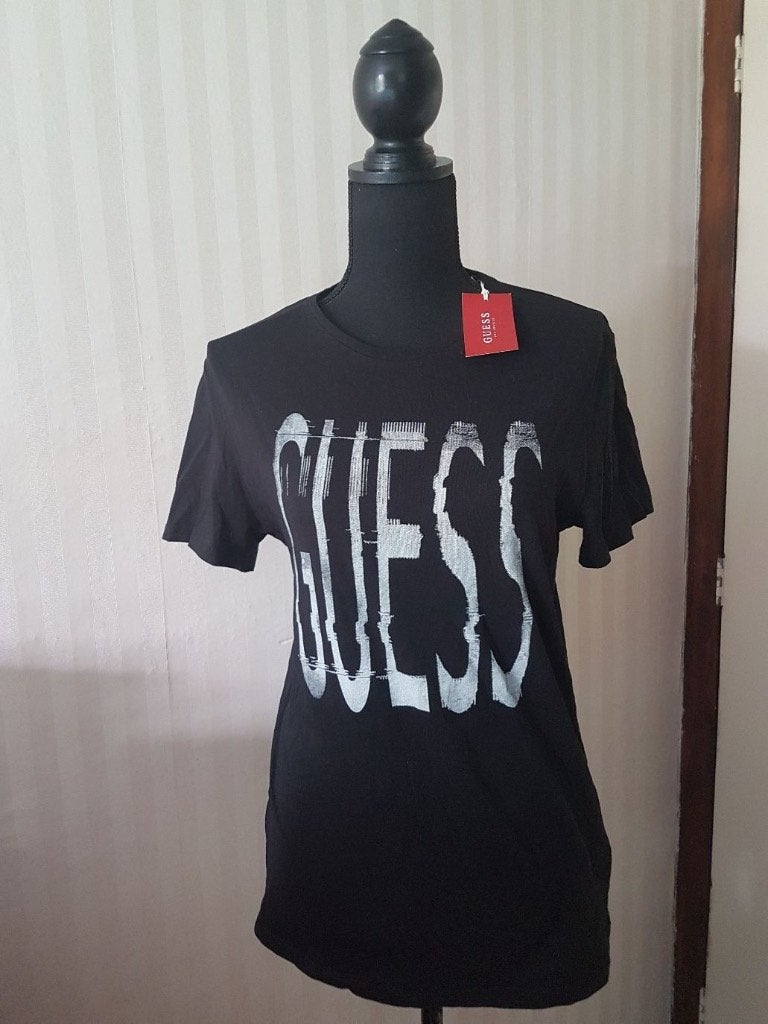 Nieuw met label, Guess zwart t-shirt/top, S 36 38 rekt mee., Guess, Verzenden, Zwart, Nieuw