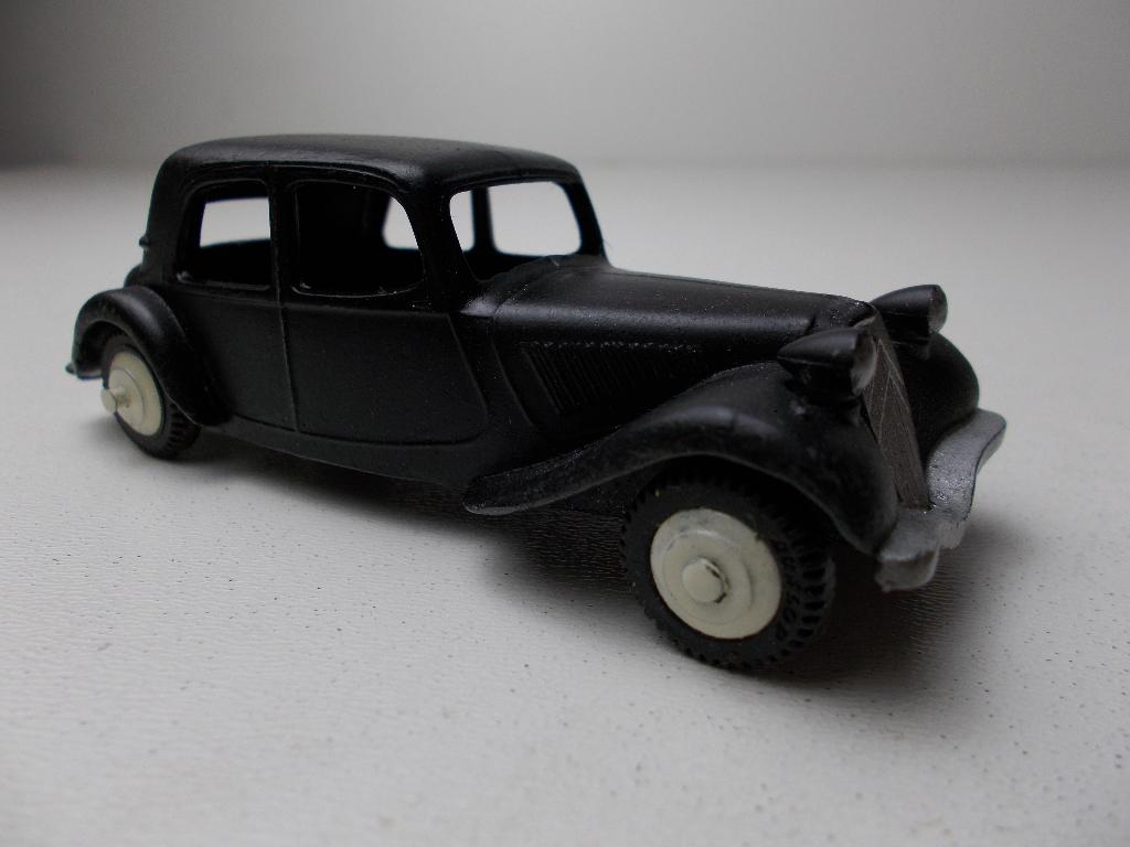 1953 Dinky Toys 23N CITROEN TRACTION AVANT (Opgeknapt) -B-., Ophalen of Verzenden, Gebruikt, Auto, Dinky Toys