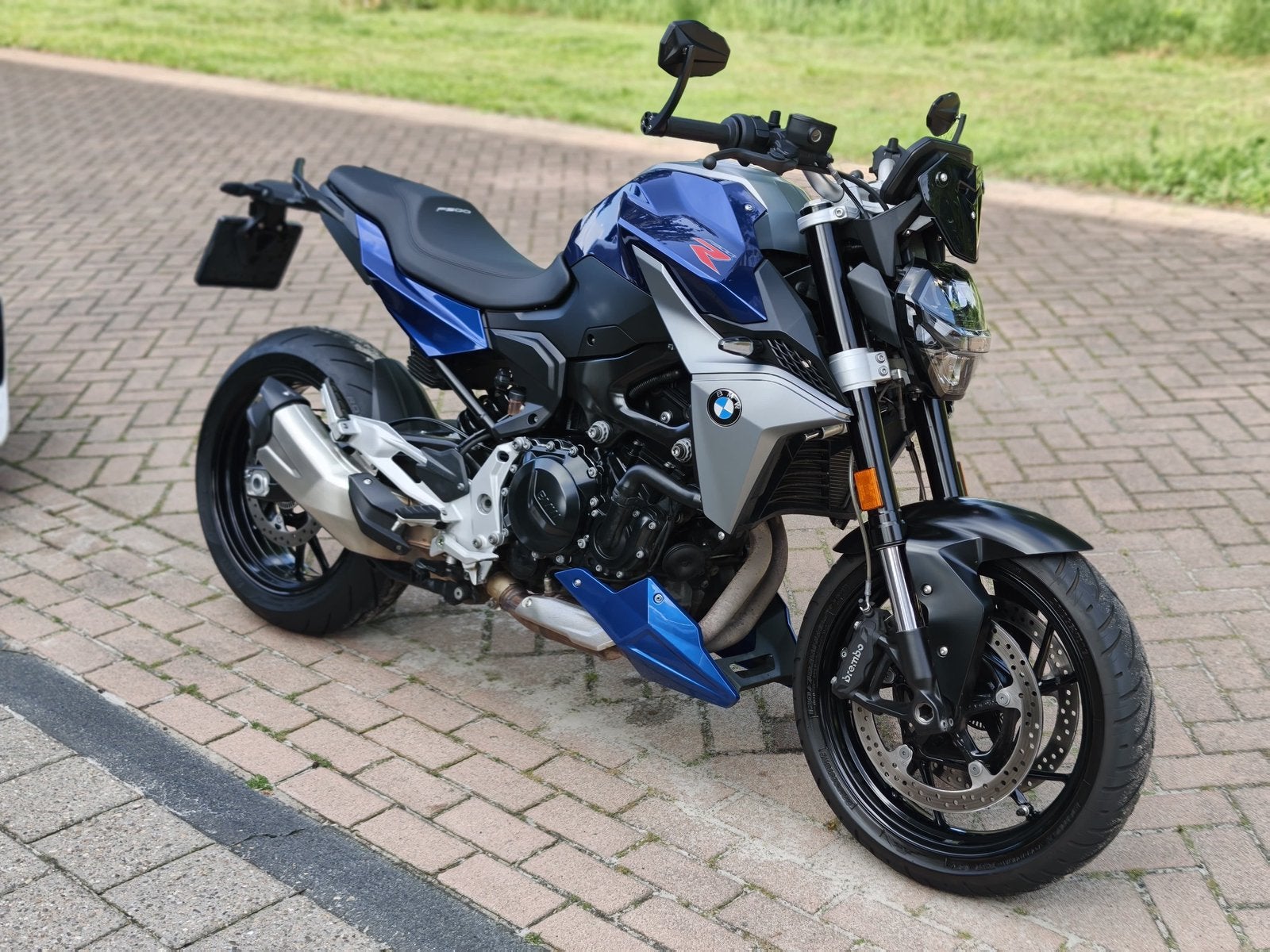BMW F900R | 2020 | 33.552 | Keyless | Nieuw Blok (16.000km!), Motoren, Motoren | BMW, Occasion, Motorrijbewijs A, Particulier
