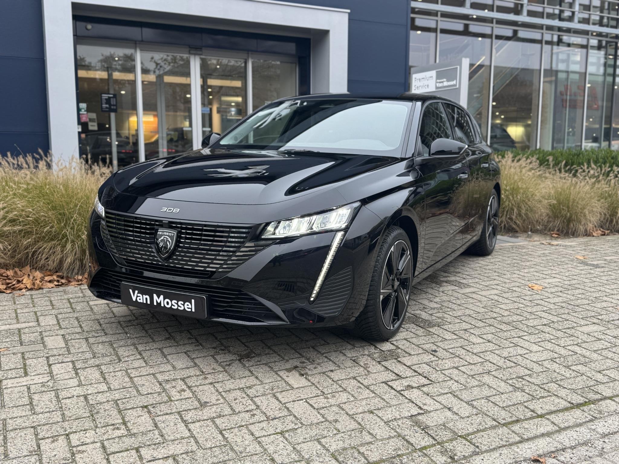 Peugeot e-308 Allure EV 54 kWh l Camera achter | Draadloze A, Auto's, 12 maanden, 156 pk, Zwart, Origineel Nederlands