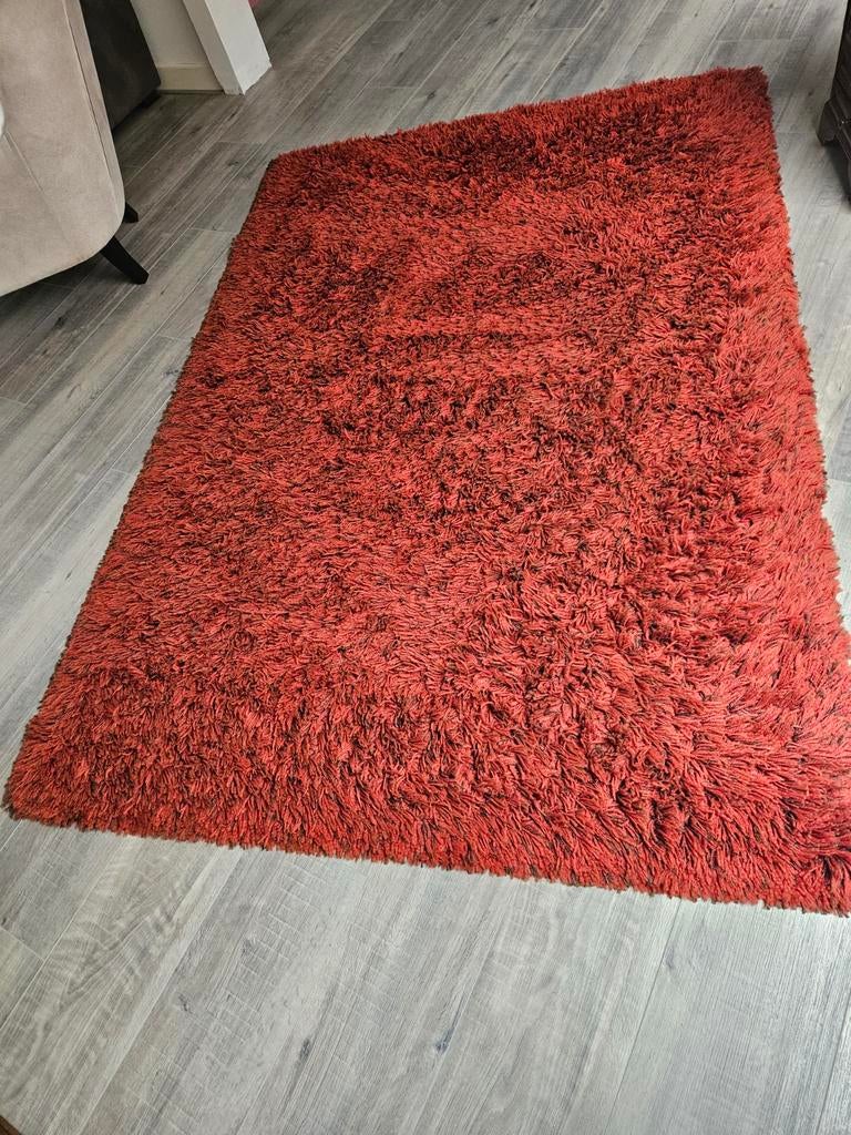 Mooi rood gemêleerd kleed - 235x160 cm, Huis en Inrichting, Ophalen, Gebruikt, 150 tot 200 cm, 200 cm of meer