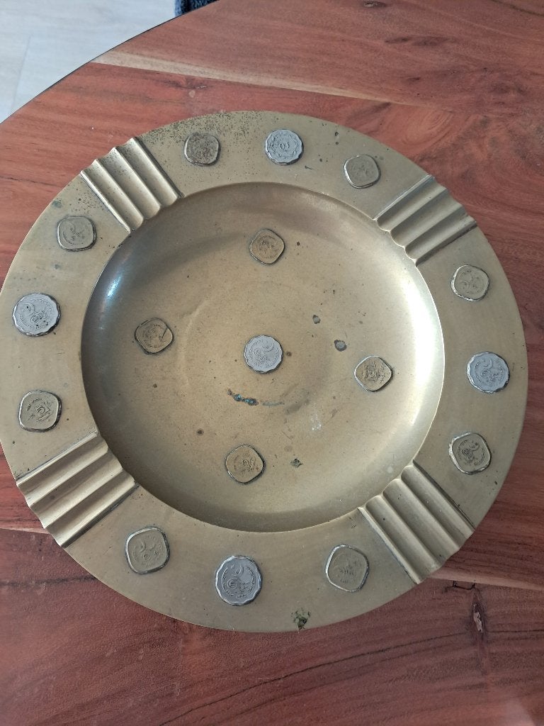 Grote koperen asbak Ø 29 cm met munten, Ophalen, Koper
