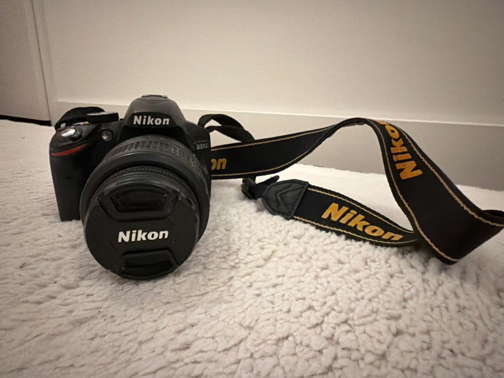 Nikon D3200 spiegelreflexcamera met accessoires, Spiegelreflex, Ophalen of Verzenden, Zo goed als nieuw, 4 t/m 7 keer