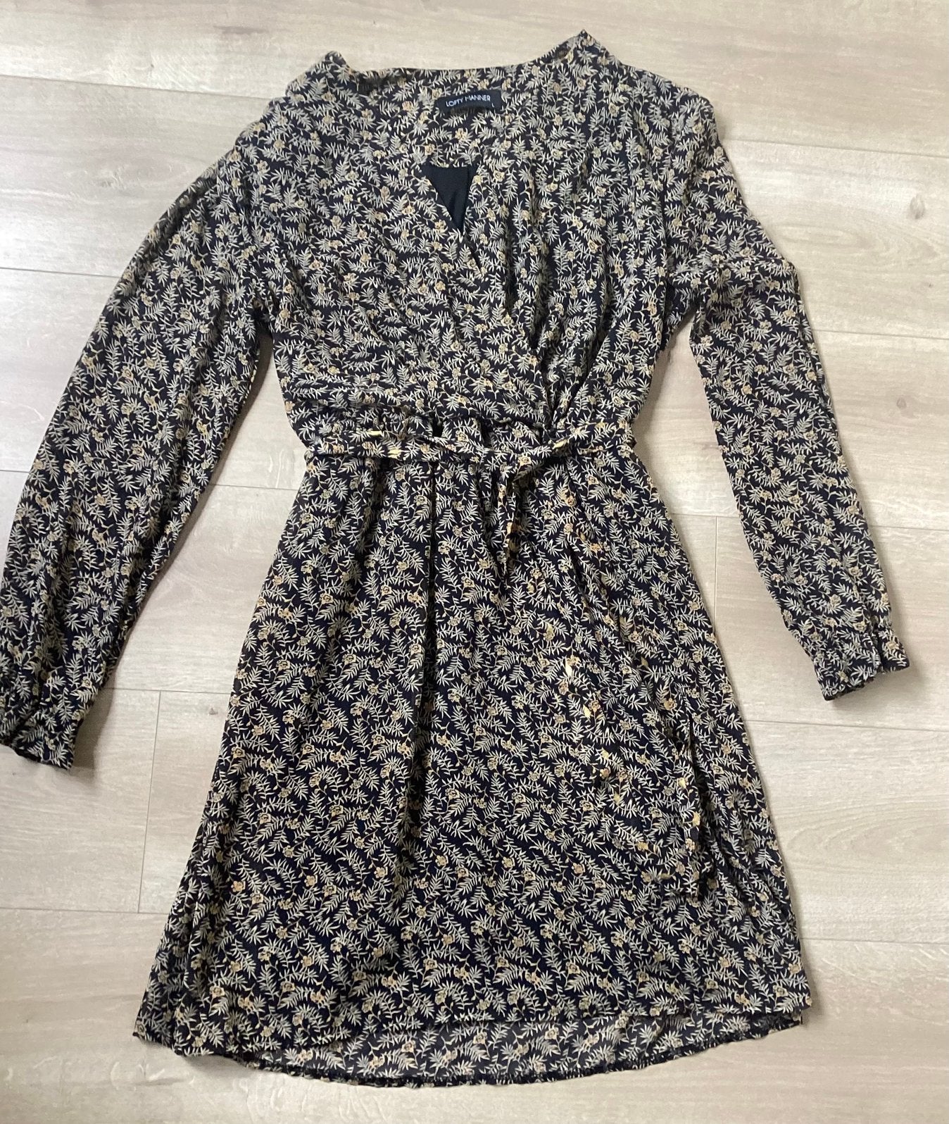 Jurk van Lofty Manner in nieuwstaat maat L, Kleding | Dames, Jurken, Ophalen of Verzenden, Zo goed als nieuw, Maat 42/44 (L), Boven de knie