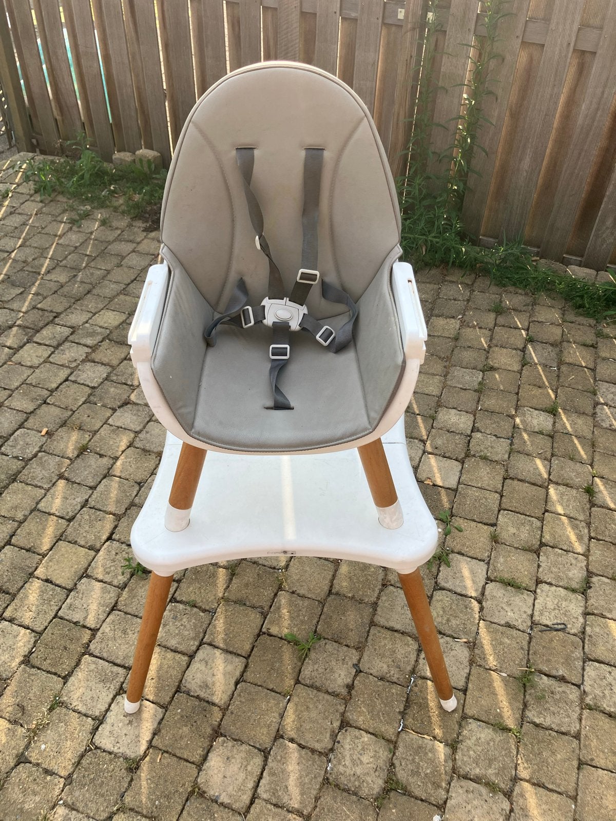 Kinderstoel met gordel, Kinderen en Baby's, Kinderstoelen, Gebruikt, Overige typen, Afneembaar eetblad, Ophalen