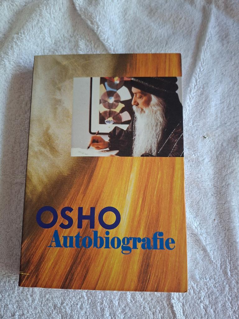 Osho Autobiografie, Onbekend, Spiritualiteit algemeen, Overige typen, Ophalen of Verzenden