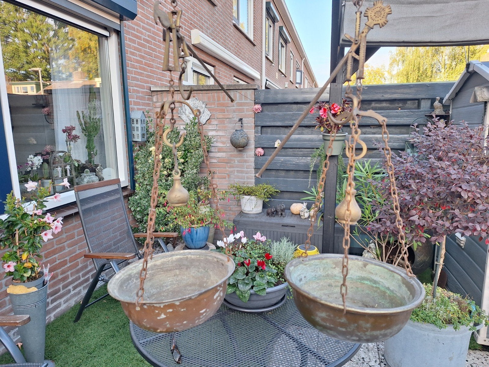 Te koop antieke koperen weegschaal met schalen, Ophalen