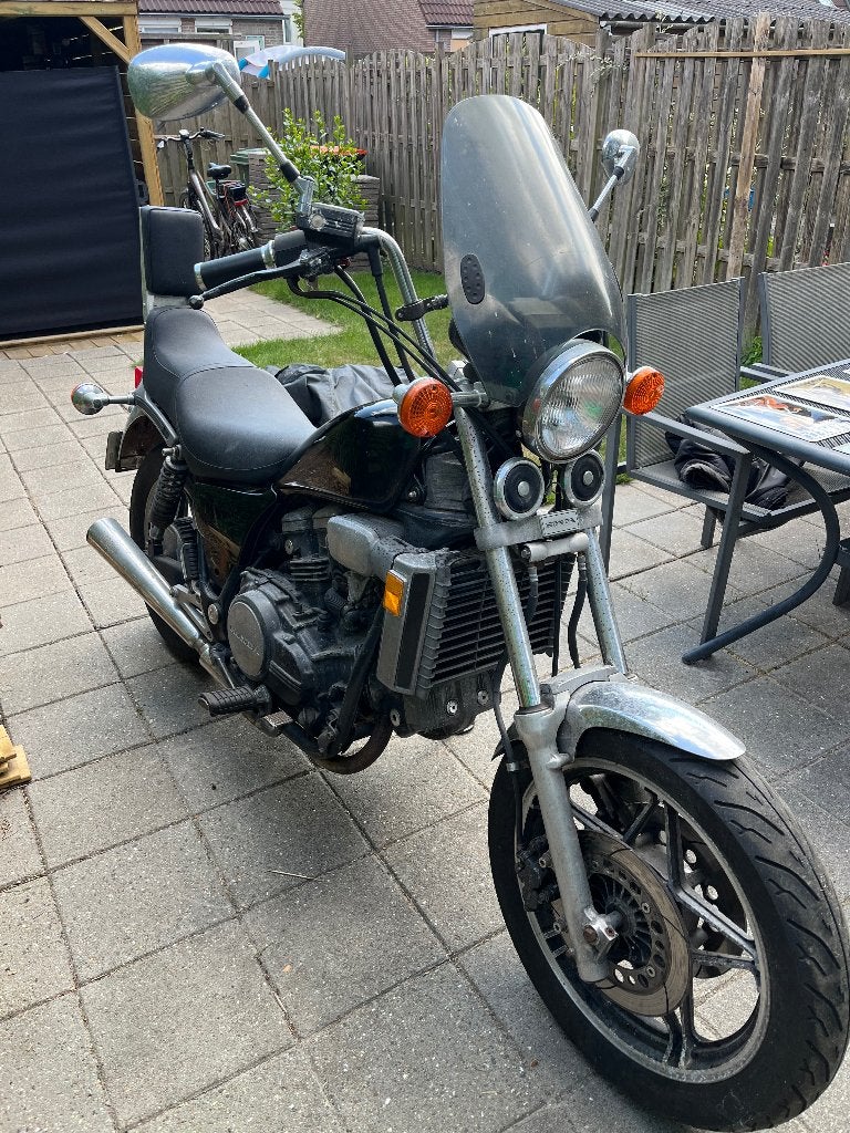T.K. Honda VF 750 C, 4 cilinders, Chopper, Gebruikt, Particulier