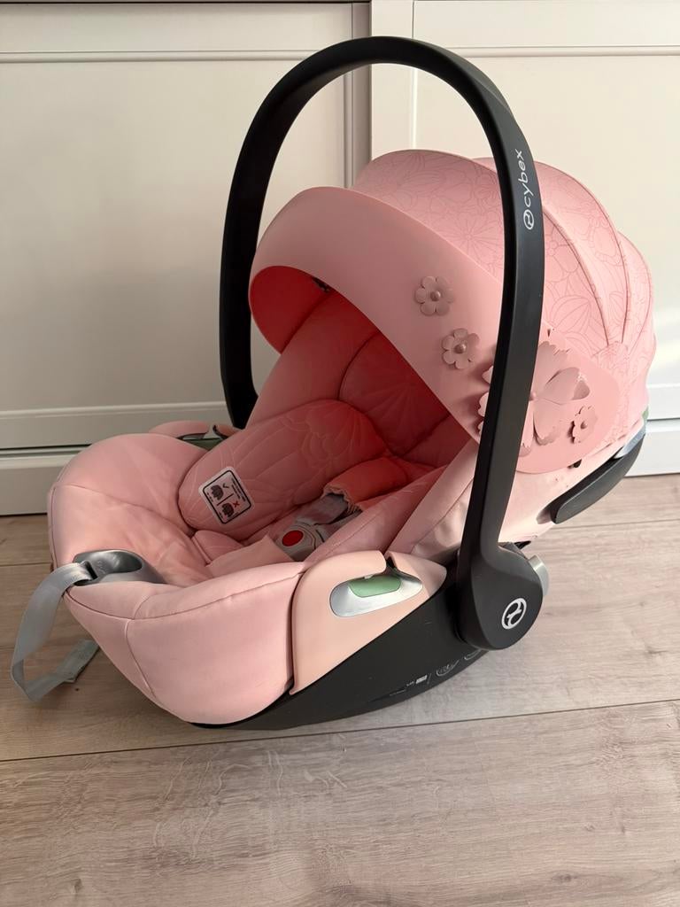Cybex Cloud T Roze Flowers autostoel + isofix, Zo goed als nieuw, Isofix, 0 t/m 13 kg, Ophalen