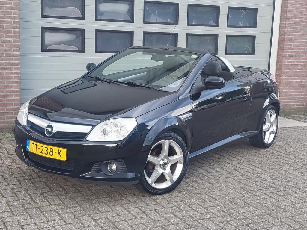 Opel Tigra TwinTop 1.8-16V Sport 2006 Cabrio Airco Leer PDC, Auto's, Opel, 125 pk, Gebruikt, 4 cilinders, 1796 cc