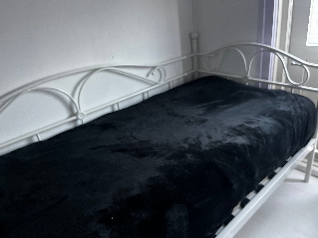 Eenpersoonsbed met romantisch bedsteunen, Ophalen, 90 cm, Eenpersoons, Wit