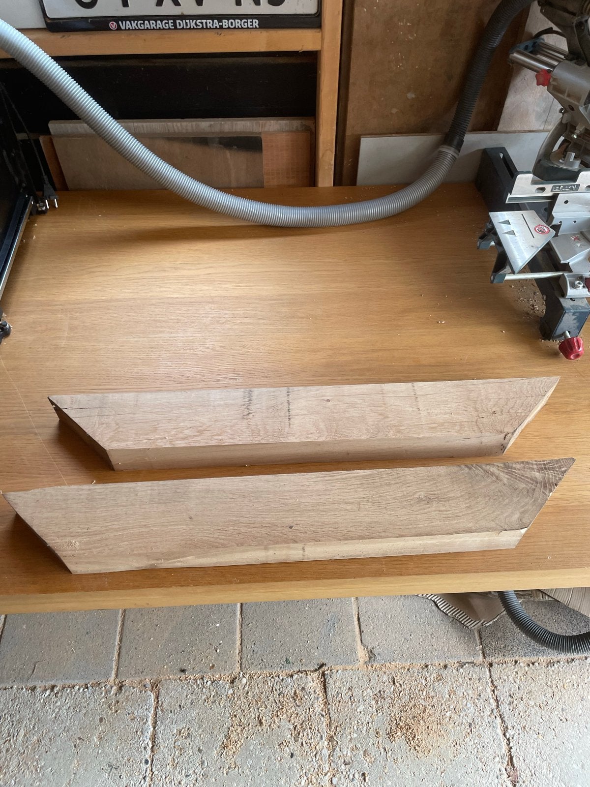 Eikenhouten balken, schoor, geschaafdeiken, eikenwandplank, Doe-het-zelf en Verbouw, Hout en Planken, Ophalen, Eiken, Zo goed als nieuw
