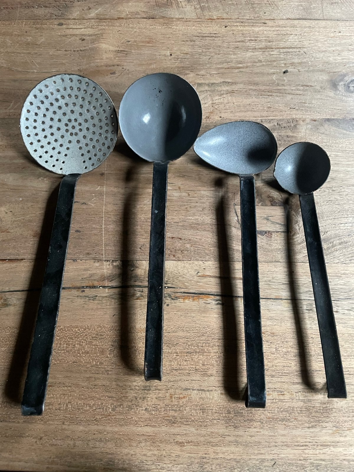 Set van 4 vintage emaille pollepels en schuimspaan, Ophalen of Verzenden