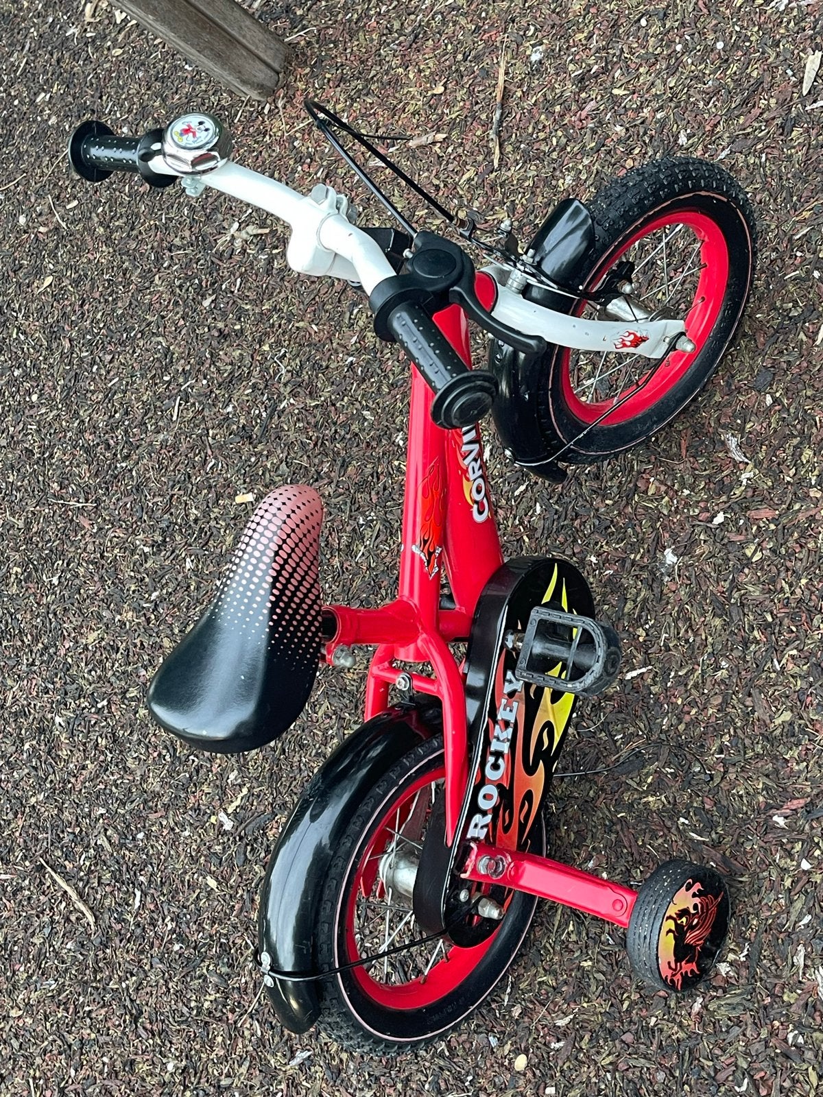 Kinderfiets Corvino Rocket 14 inch met zijwieltjes, Zijwieltjes, Gebruikt, Velgrem, Ophalen of Verzenden