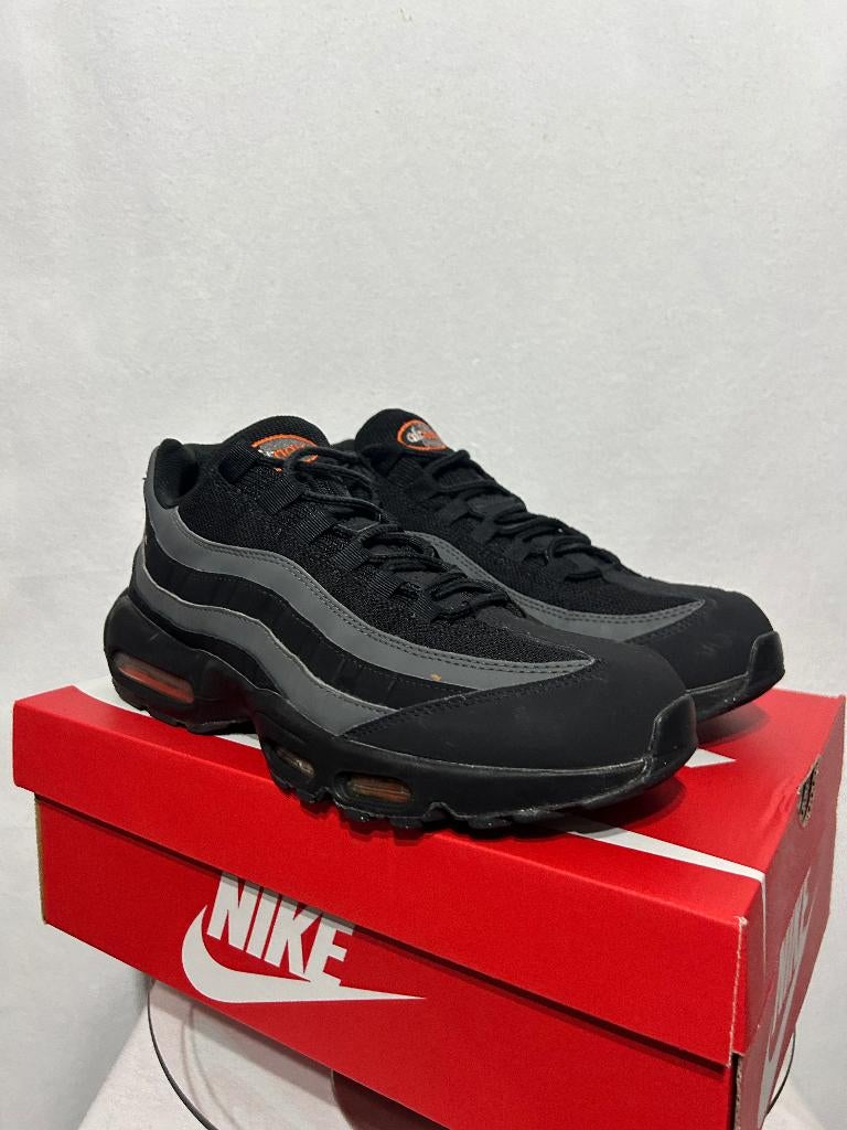 Maat 45,5 - Nike Air Max 95 Grey Orange Black, Kleding | Heren, Schoenen, Verzenden, Zwart, Nike, Nike