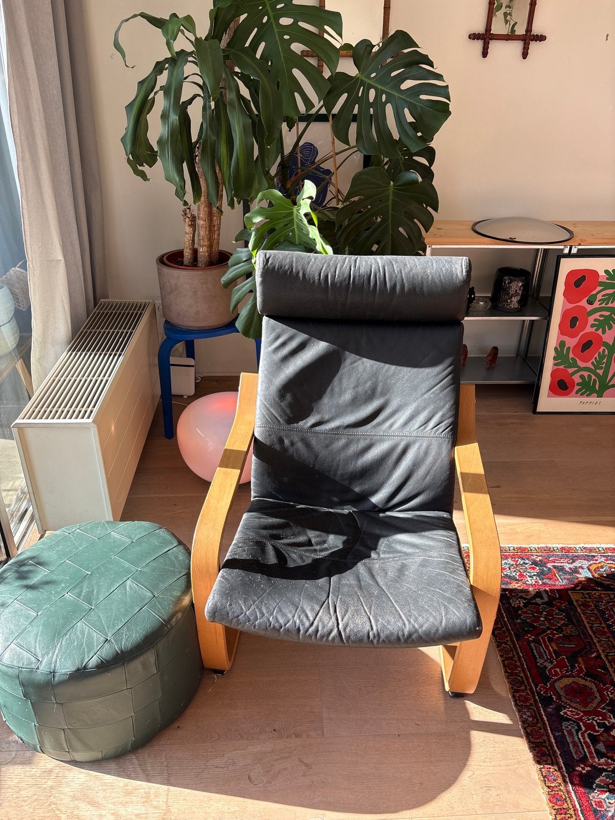 IKEA Poäng fauteuil met zwart leren kussen, Ophalen, Gebruikt, Hout