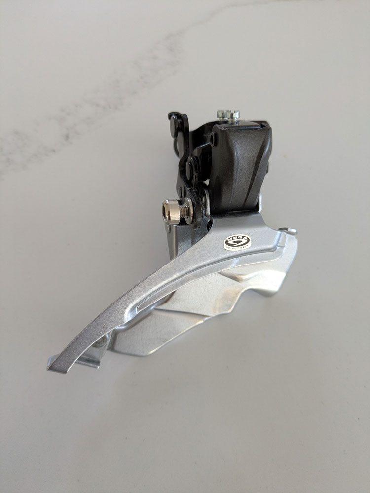 Shimano ALTUS FD-M371 39-speed derailleur, Ophalen of Verzenden, Zo goed als nieuw, Derailleur of Ketting, Shimano