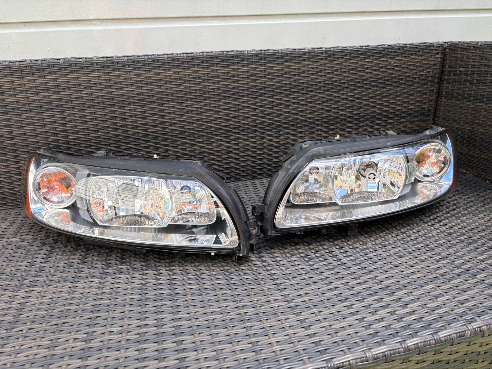 Set Xenon koplampen V70 fase 2 en S60 fase 1, Auto-onderdelen, Verlichting, Ophalen, Volvo
