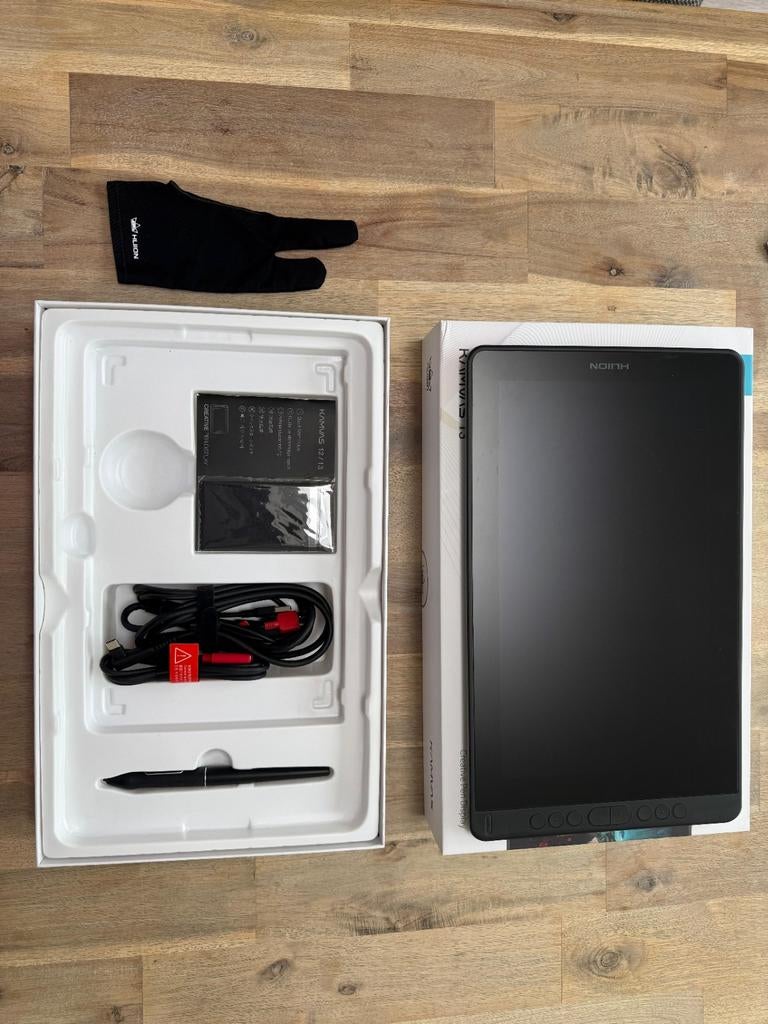 Huion Kamvas 13 tekentablet nauwelijks gebruikt, Computers en Software, Tekentablets, Zo goed als nieuw, Ophalen of Verzenden