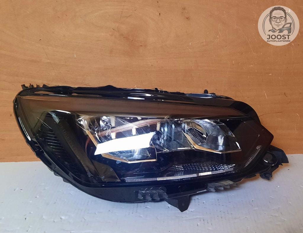 Koplamp rechts LED Peugeot 208 II 2008 vanaf 2019 9833036180, Gebruikt, -, Ophalen of Verzenden, -