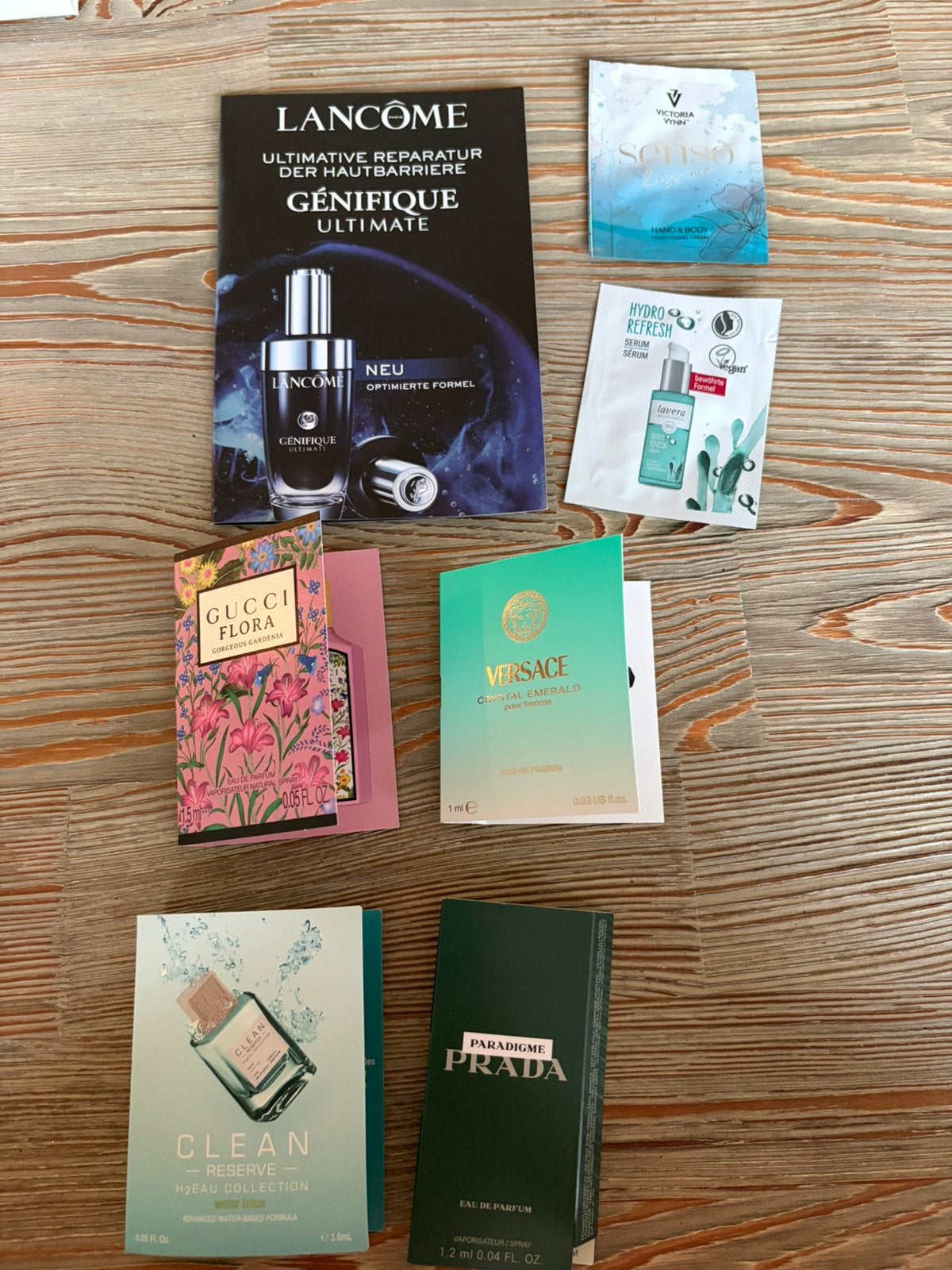 Geur en huidverzorging samples, Ophalen of Verzenden, Zo goed als nieuw