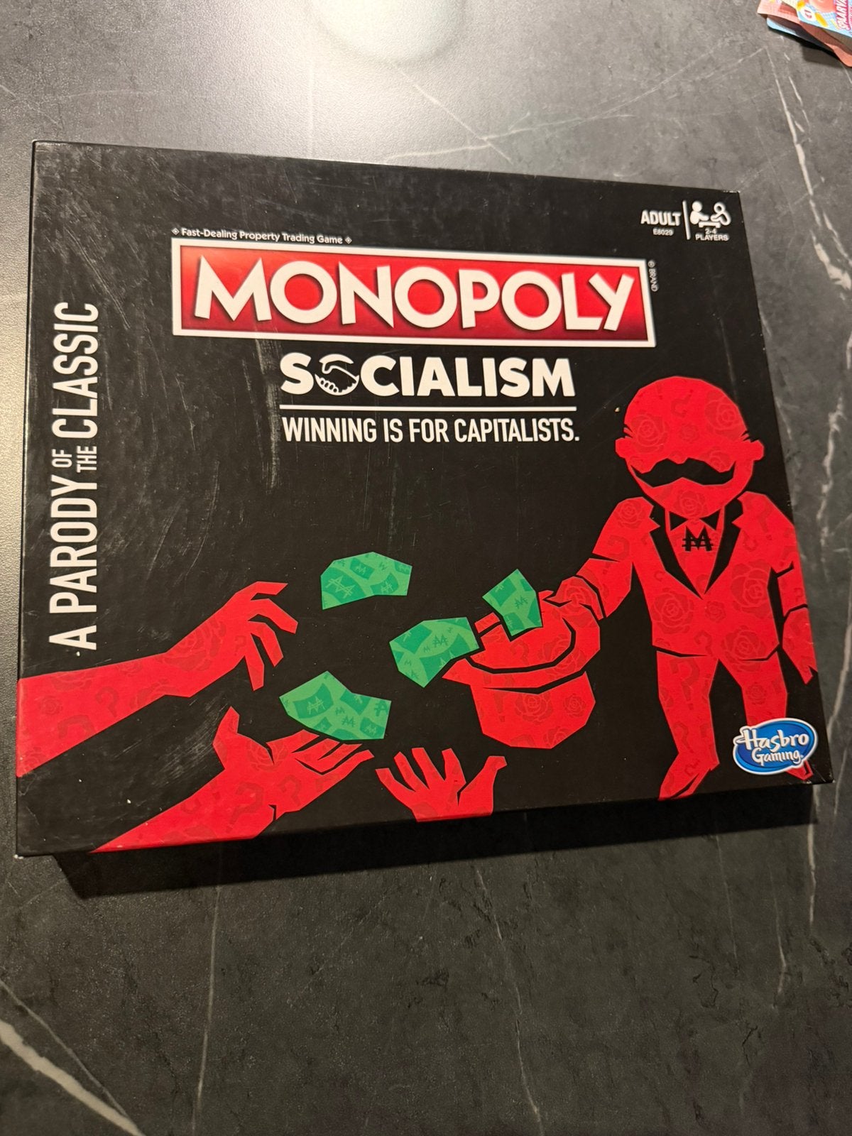 Monopoly socialism, Spelcomputers en Games, Games | Atari, Puzzel en Educatief, Ophalen of Verzenden, Zo goed als nieuw, Overige modellen