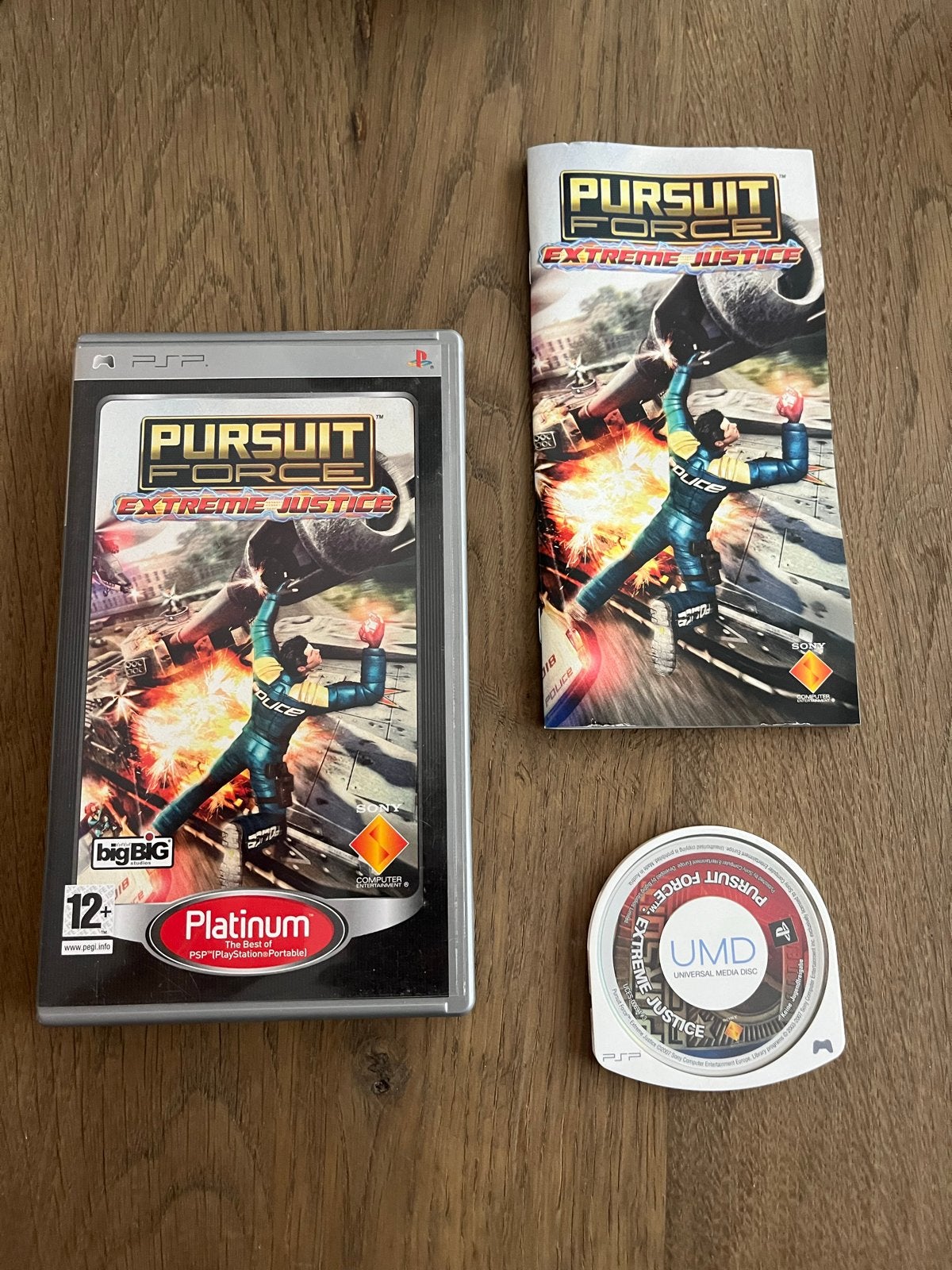 Pursuit Force Extreme Justice PSP - Platinum Edition, 1 speler, Racen en Vliegen, Ophalen of Verzenden, Zo goed als nieuw