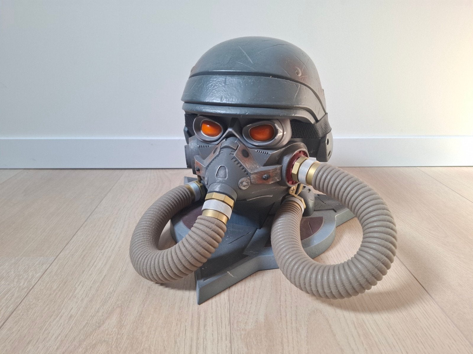 Killzone 3 Helghast Helm limited edition, Ophalen of Verzenden, Actiefiguurtje