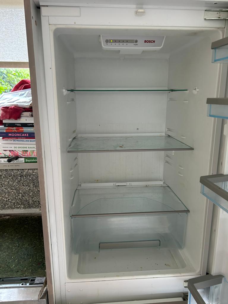 Bosch inbouw koelkast, 200 liter of meer, Ophalen of Verzenden, Zonder vriesvak