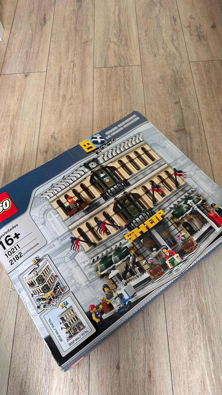 Lego 10211 Grand Emporium complete set, Lego, Ophalen of Verzenden, Zo goed als nieuw, Compleet