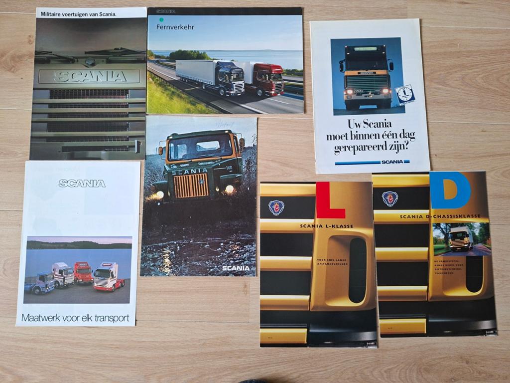 Scania Trucks brochures, Ophalen of Verzenden, Gelezen, Overige merken